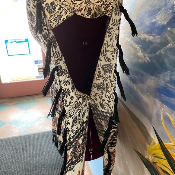 Poncho style top - Picture 4 of 5